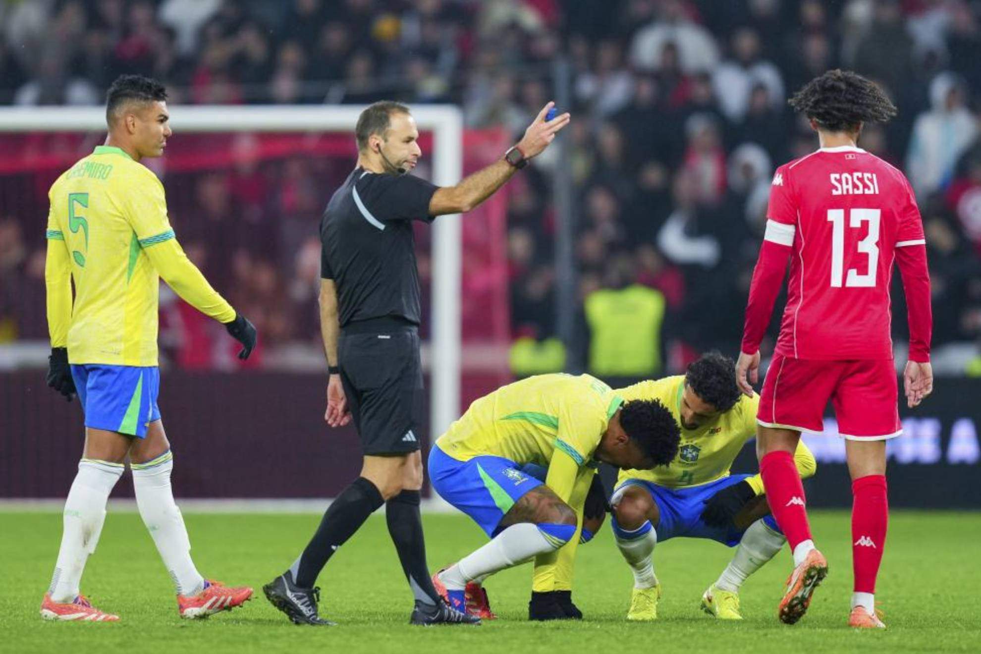 Militao lesionado con Brasil