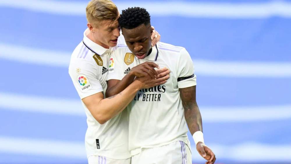 Kroos y Vinicius