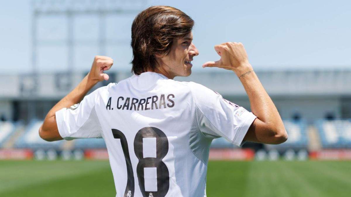 Álvaro Carreras en su presentación