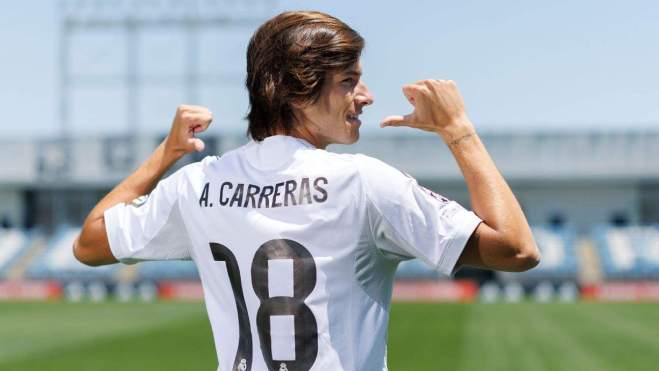 Álvaro Carreras en su presentación