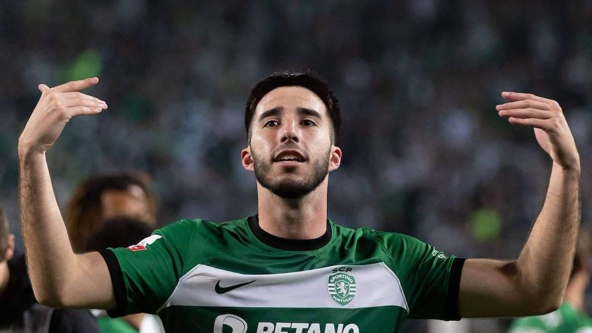 Gonçalo Inácio disputando un partido con el Sporting de Lisboa. Gonçalo Inácio disputando un partido con el Sporting de Lisboa.