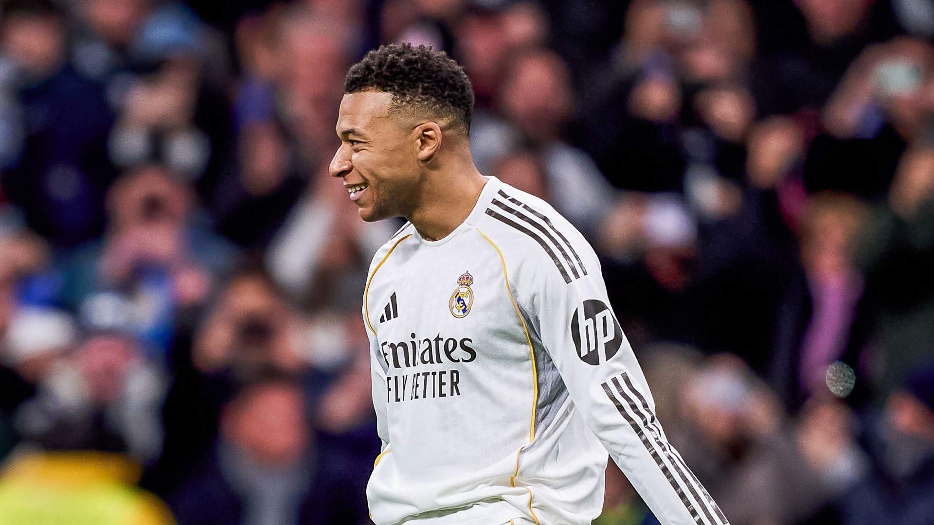 Mbappé se rinde a Cristiano tras igualar su récord: "Es el mejor de la historia"