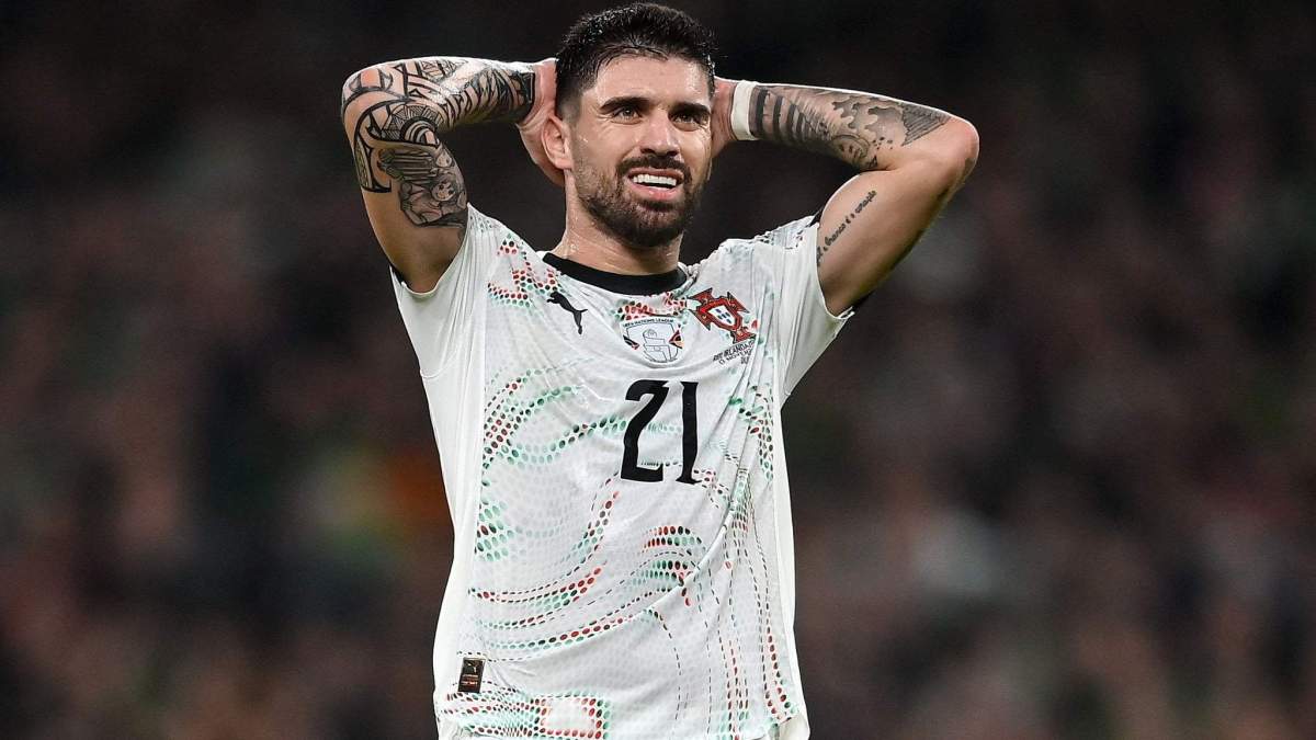 Rubén Neves disputando un partido con la selección de Portugal. Rubén Neves disputando un partido con la selección de Portugal.