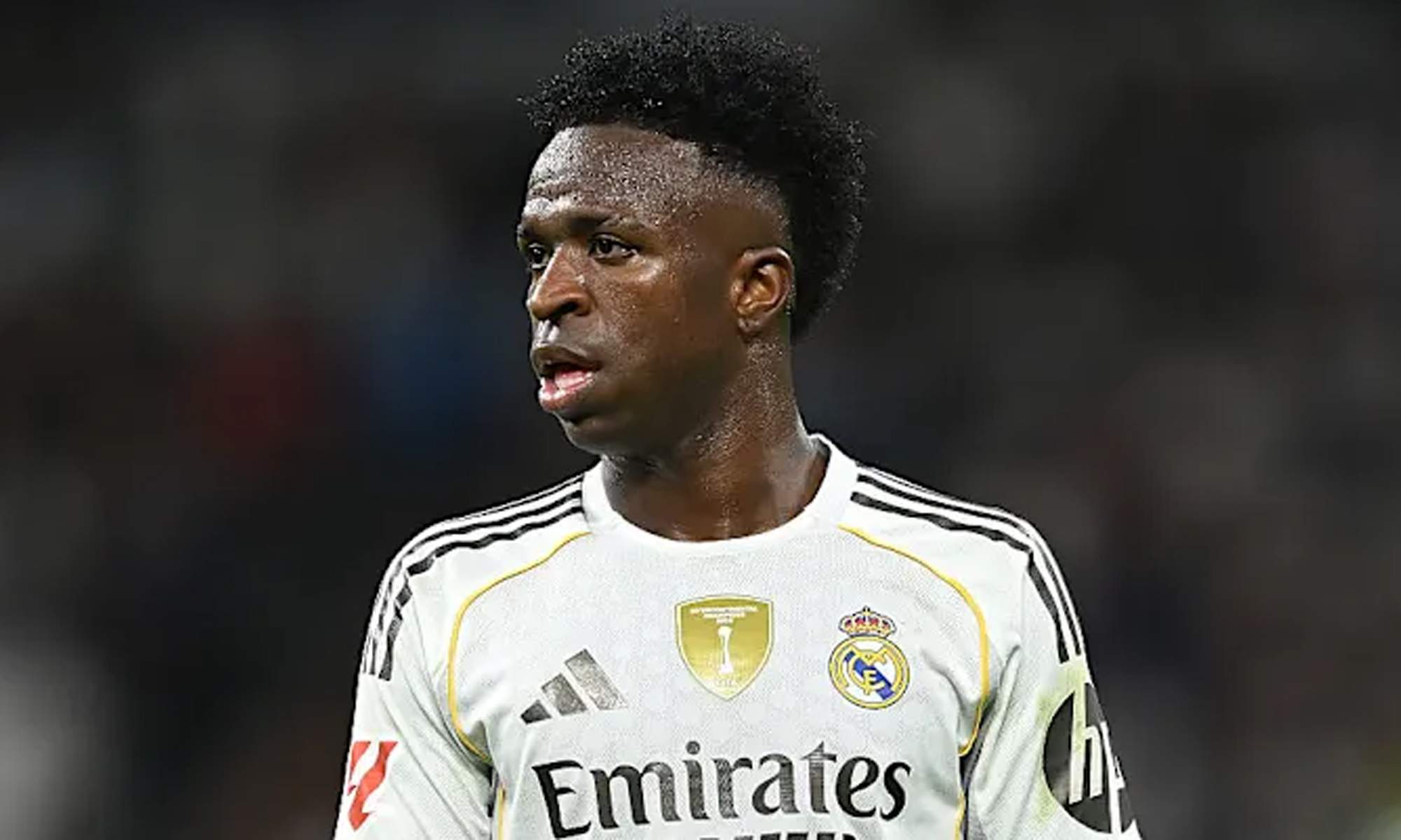 Vinicius Jr. disputando un partido con el Real Madrid. 