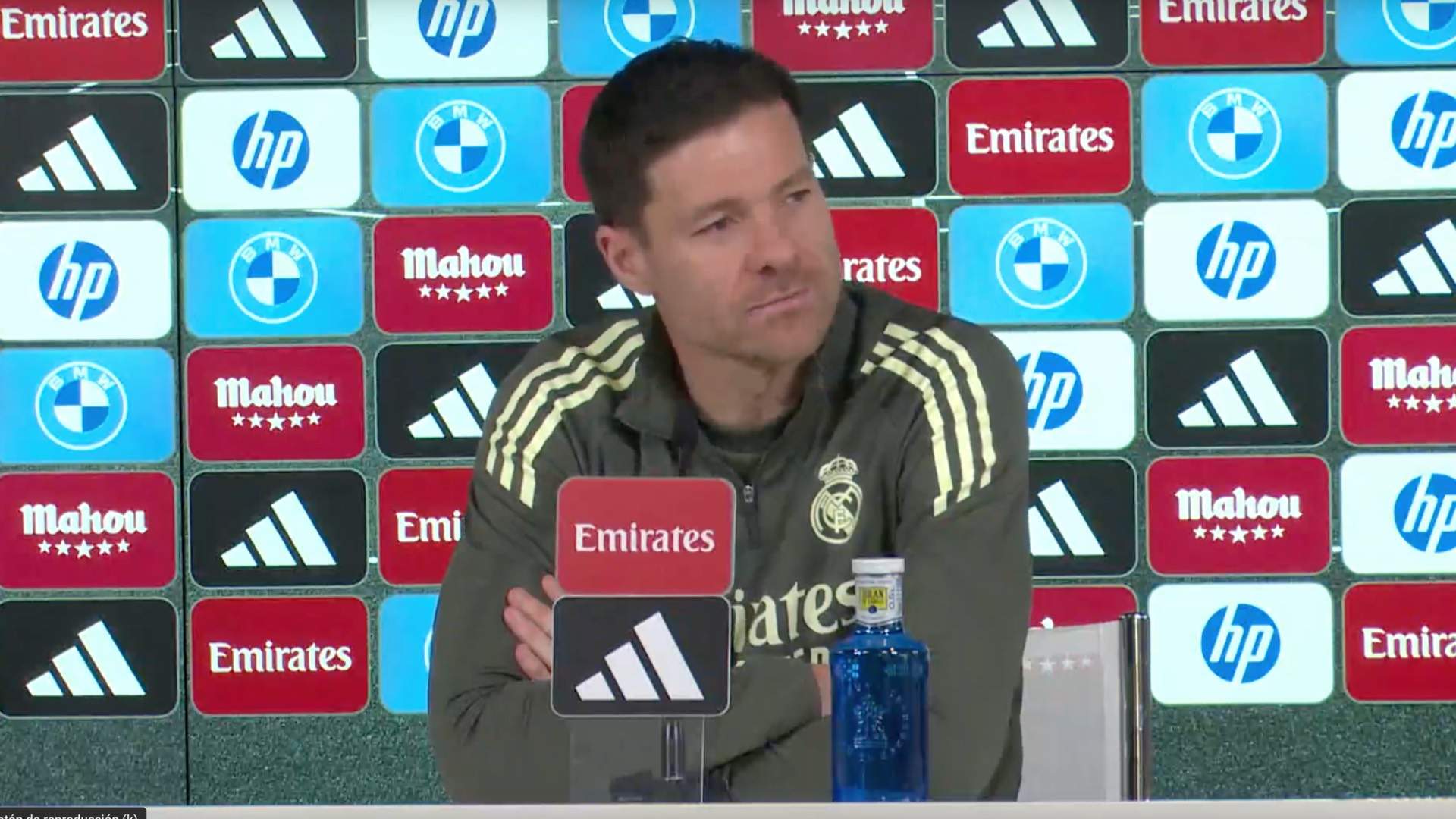 Xabi Alonso contradice al club y anuncia que podrían haber fichajes: "Estamos atentos"