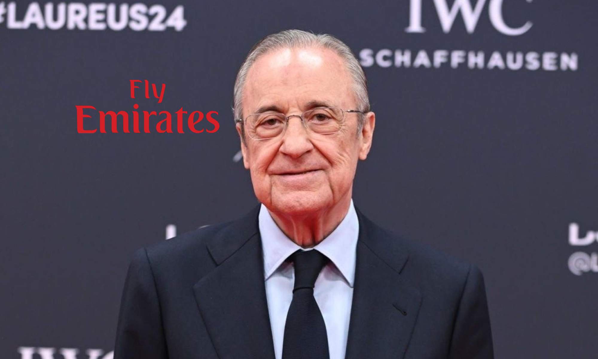 Florentino Pérez en un acto y el logo de Fly Emirates.