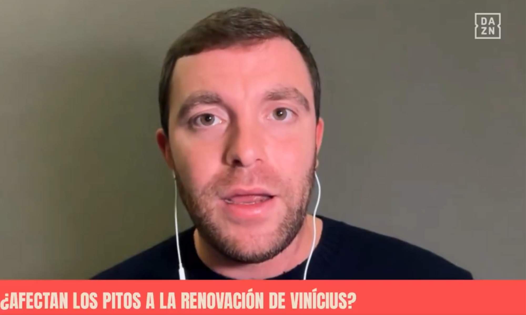 Fabrizio Romano dando una noticia sobre el futuro de Vinícius Júnior.