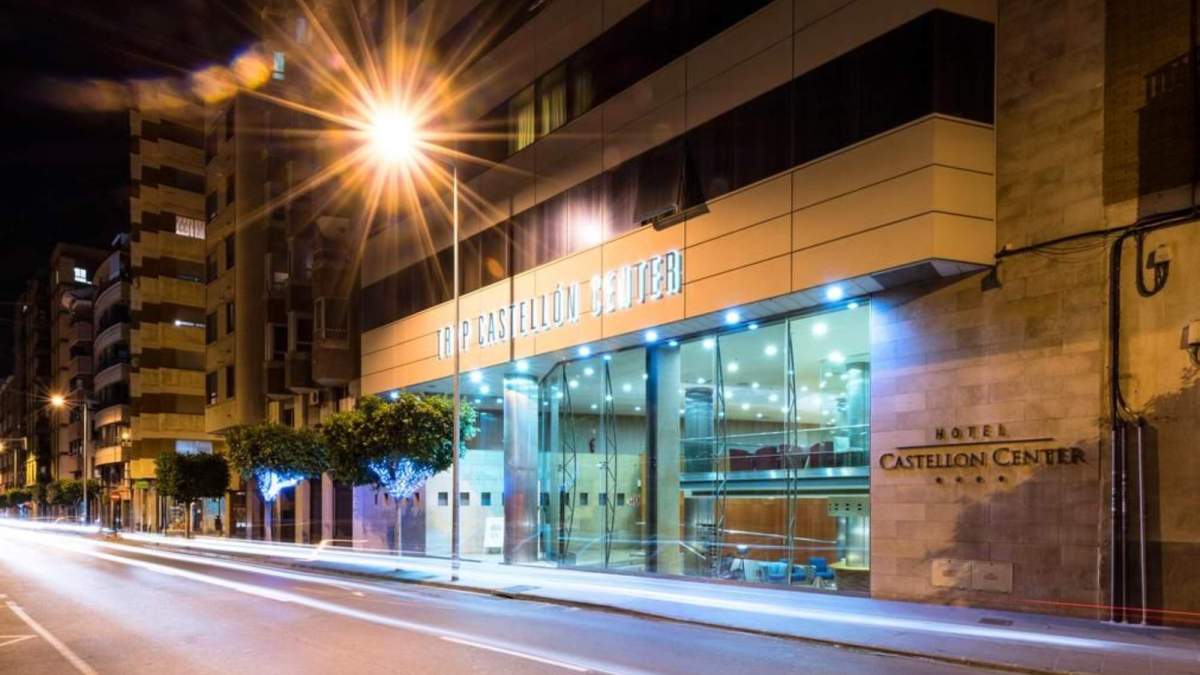 Fachada exterior del Hotel Castellón Center