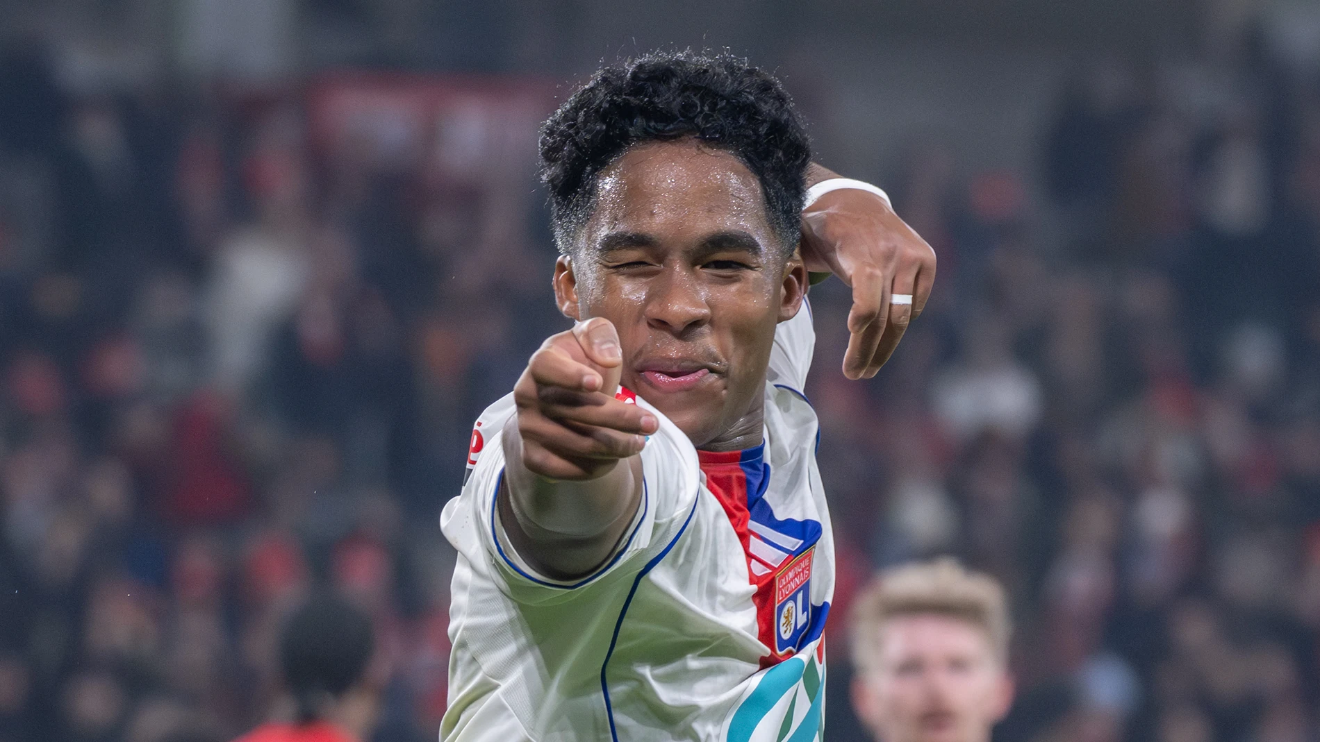 Endrick celebrando su estreno con el Lyon