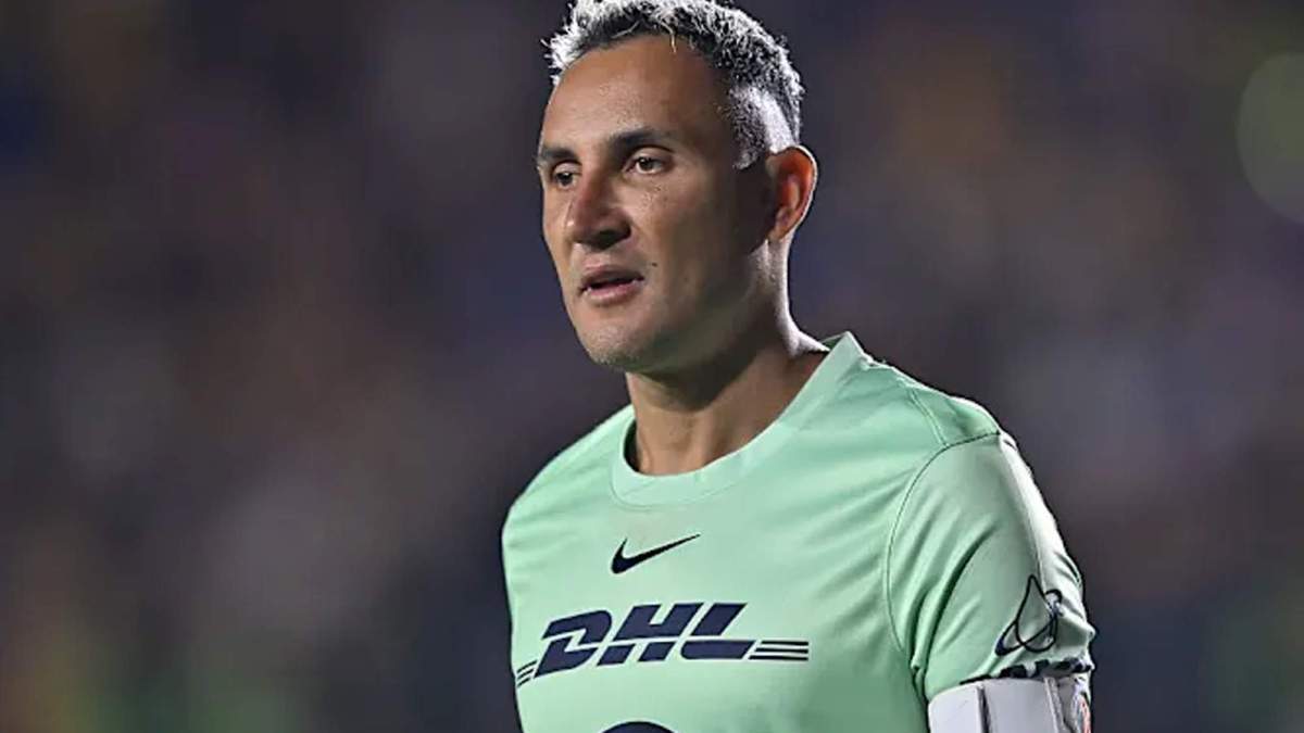 Keylor Navas jugando un partido con el Pumas de México. Keylor Navas jugando un partido con el Pumas de México.
